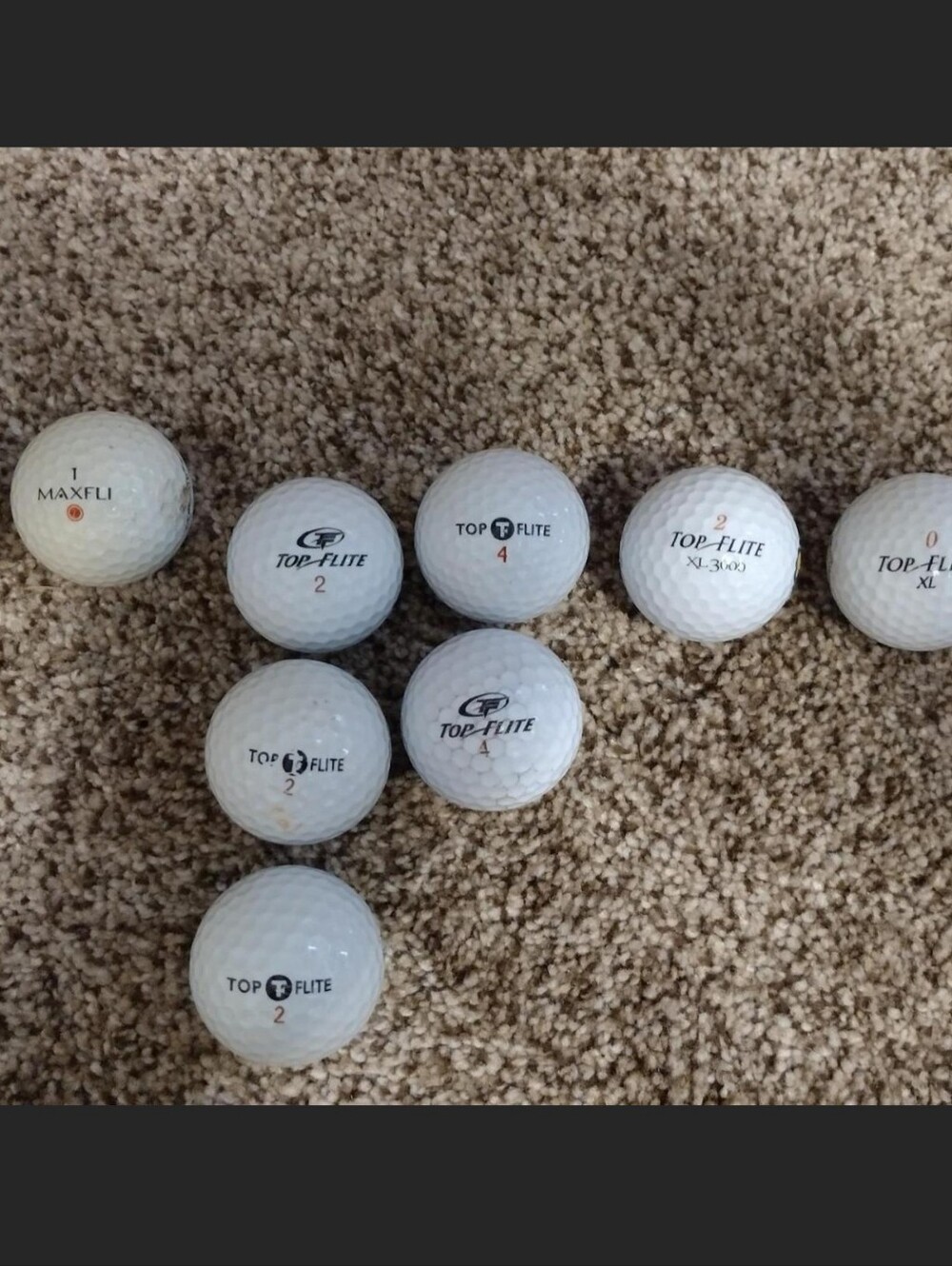 Assorted Golf Balls - Picture 5 of 9